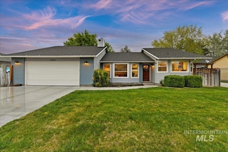 1080 E Chateau Dr, Meridian, ID 83646