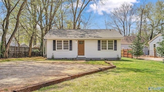 197 Baxter Ave NW, Huntsville, AL 35811