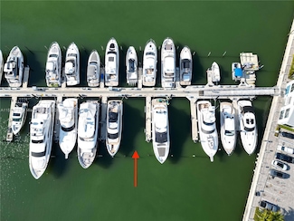 17211 Biscayne Blvd Bs#66, North Miami Beach, FL 33160