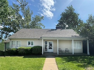 1001 Pike St, Saint Charles, MO 63301