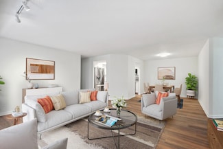 2885 Knox Ave S Unit 305, Minneapolis, MN 55408