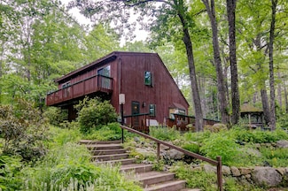 730 High St, Silver Lake, NH 03875