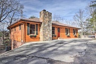 1071 Scenic Hills Rd, Pigeon Forge, TN 37863