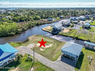 11056 Montana St, Shoreline Park, MS 39520