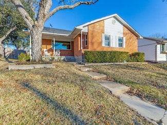 2411 Springhill Dr, Dallas, TX 75228