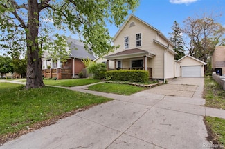 1914 10th St, Port Huron, MI 48060