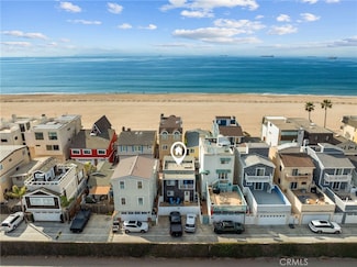 24 Surfside Ave, Seal Beach, CA 90740