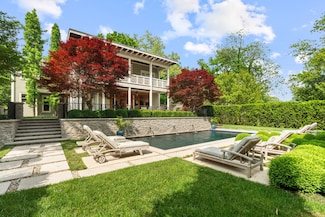 1015 Clifton Ln, Nashville, TN 37204