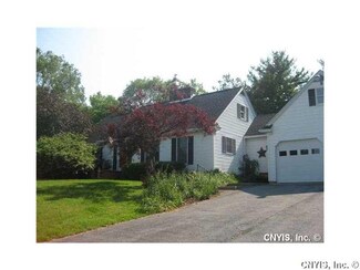 4854 Rockefeller Rd, Auburn, NY 13021