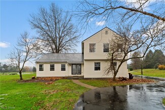 530 South St, Chardon, OH 44024