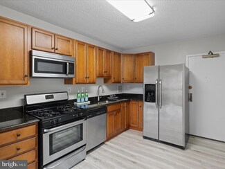 3705 S George Mason Dr Unit 2303S, Falls Church, VA 22041