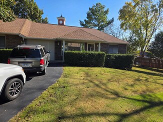 515 Gentry St Unit 10, Mountain Home, AR 72653