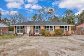 1441 E Manchester Rd, Spring Lake, NC 28390