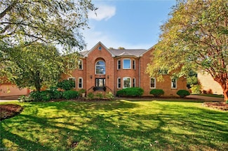 2348 Haversham Close, Virginia Beach, VA 23454