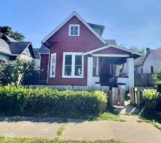 1439 Pearl St, Columbus, IN 47201