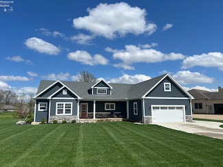 40 Briarcrest Village, Norwalk, OH 44857