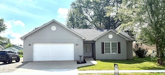 710 N Wayne St, Warren, IN 46792