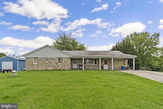 1217 Random Ridge Rd, Westminster, MD 21157