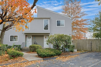 52 Randall Ave Unit 8, Stamford, CT 06905