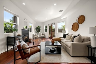 2620 Huntington Ln, Redondo Beach, CA 90278