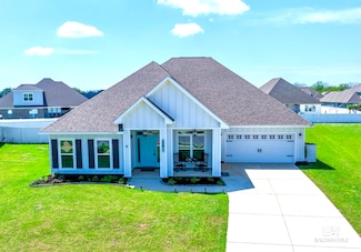 10877 Winning Colors Trail, Daphne, AL 36526