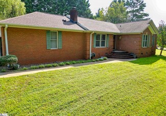 209 Cliffstone Dr, Easley, SC 29640