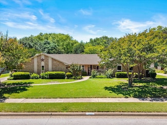 3601 University Dr, Garland, TX 75043