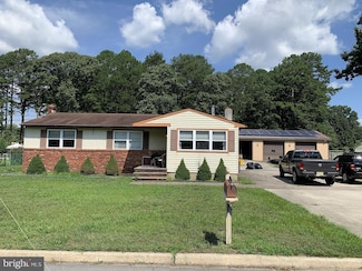15 Deb Lynn Dr, Sicklerville, NJ 08081