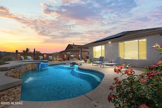 8451 N Lone Ranger Rd, Tucson, AZ 85743