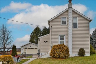 5925 Kesslersville Rd, Nazareth, PA 18064