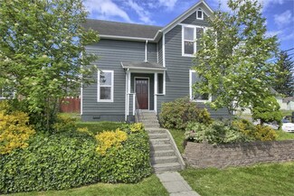 2302 Rockefeller Ave, Everett, WA 98201