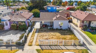 3738 E 53rd St, Maywood, CA 90270