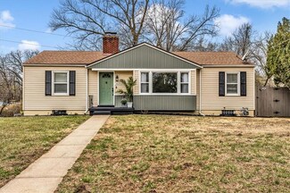 5600 N Amoret Ave, Kansas City, MO 64151