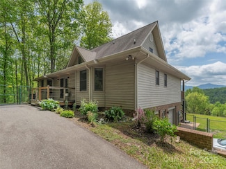 360 Lenwood Dr, Waynesville, NC 28785