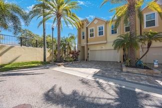 789 Grand Cypress Ln, Tarpon Springs, FL 34689