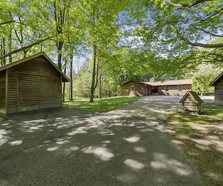 3836 Dexter Ann Arbor Rd, Ann Arbor, MI 48103