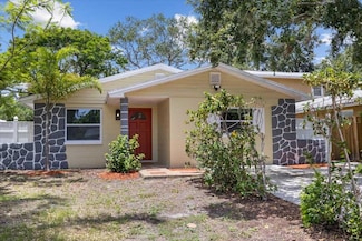 5611 Burlington Ave N, Saint Petersburg, FL 33710