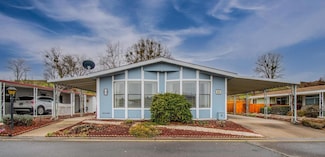 333 Mountain View Dr Unit 45, Talent, OR 97540