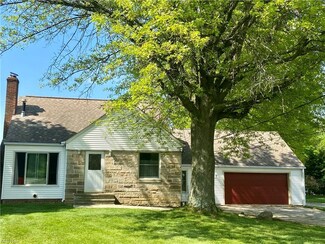 7419 Hillside Rd, Independence, OH 44131