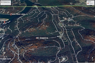 80 Stateline Dr, Holiday Island, AR 72631