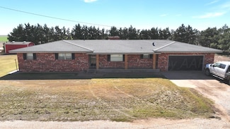 1368 County Road 27, Friona, TX 79035