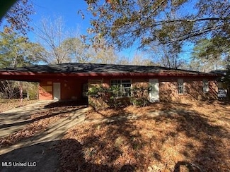 952 Palm St, Jackson, MS 39212