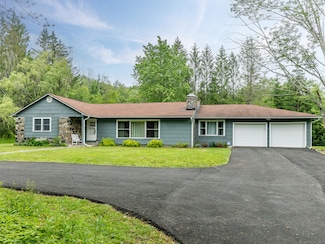 23 Cornwall Rd, Warren, CT 06754