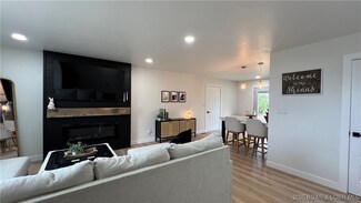 616 E Haynes St, Eldon, MO 65026