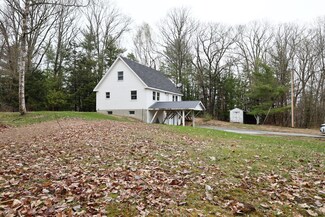 780 Oakland Rd, Belgrade, ME 04917
