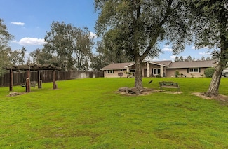 15479 Mark Rd, Madera, CA 93636