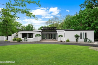 1575 Beaver Hollow Dr, Toms River, NJ 08755
