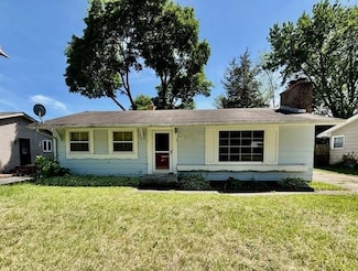 4709 Mohawk Rd, Rockford, IL 61107
