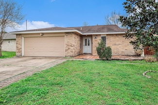 12627 Lockbourne Dr, Houston, TX 77038