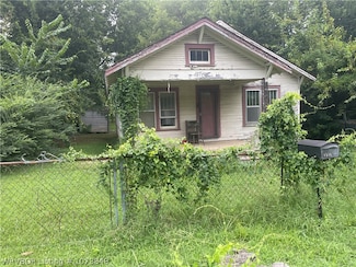 1516 S 16th St, Fort Smith, AR 72901